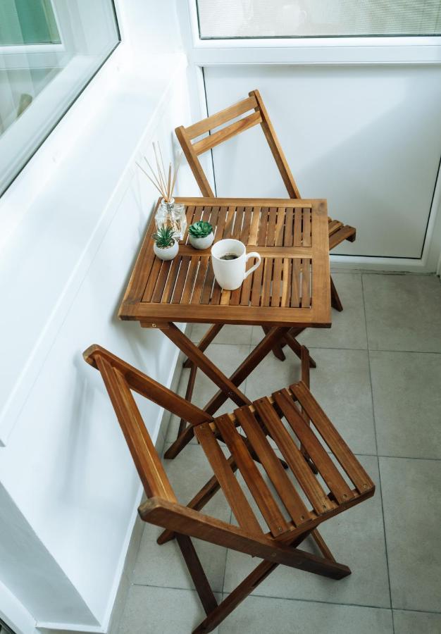 Central And Modern Apartment With Free Parking Timisoara Esterno foto